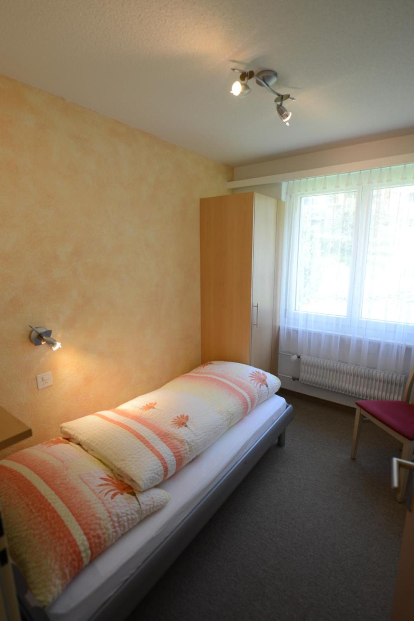 Haus Kandahar Saas Fee Chambre photo