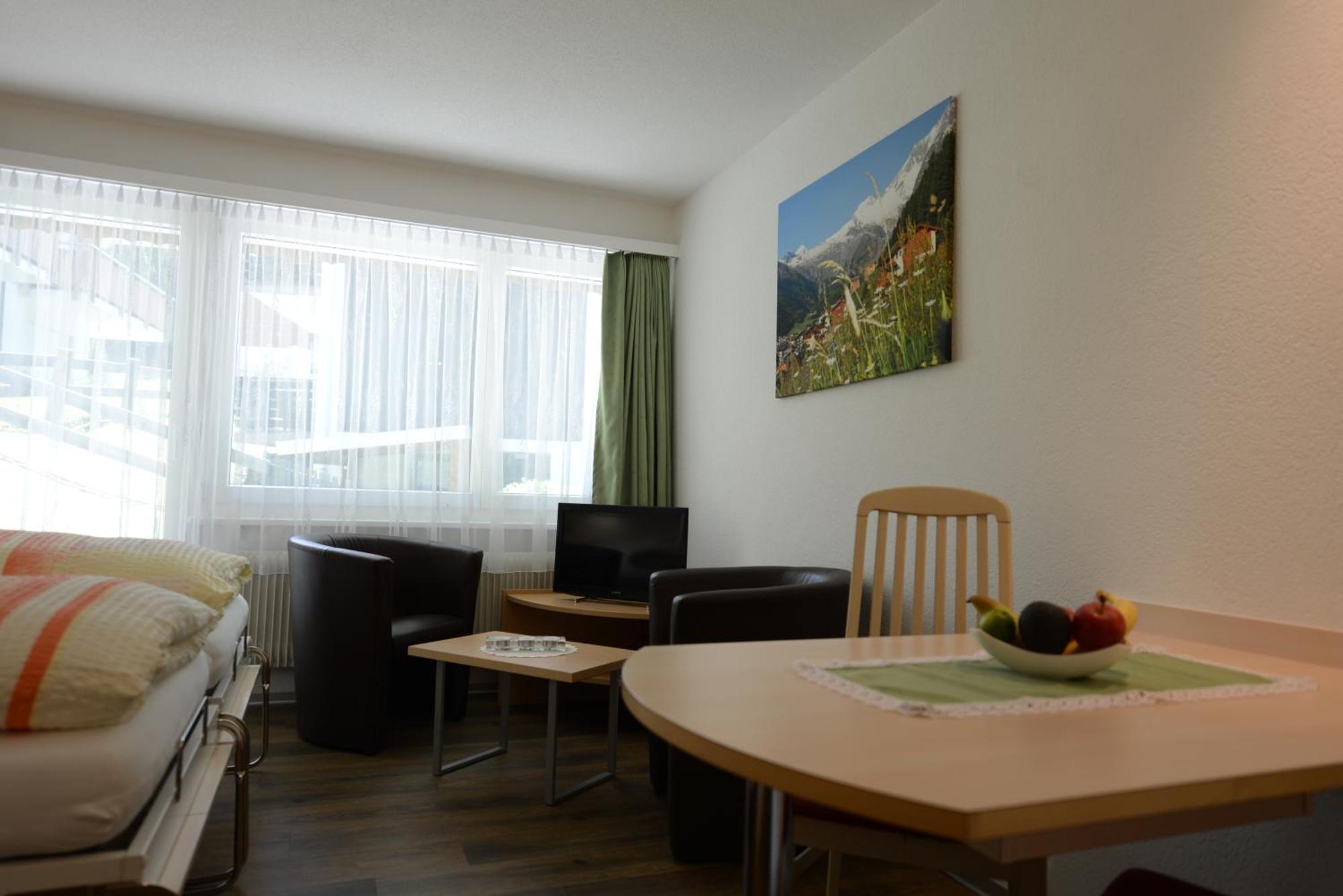 Haus Kandahar Saas Fee Chambre photo